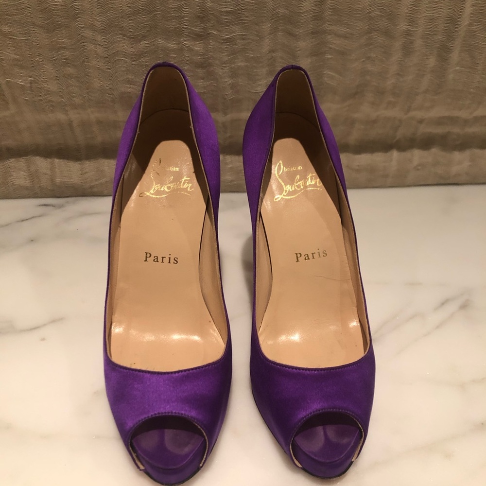 Christian Louboutin Very Prive Satin Platform Pump
